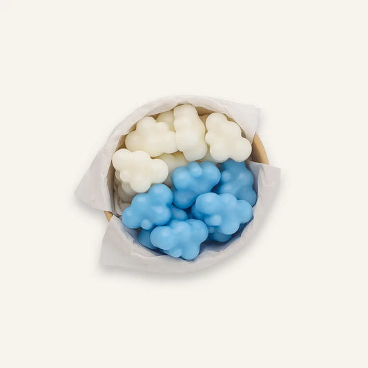 แว็กซ์หอมกลิ่นสะอาด กลิ่น Cloud Nine รูปก้อนเมฆสีฟ้าและขาว คอลเลกชัน Wax Fancy ในถ้วยคราฟท์แบรนด์ Dalayla