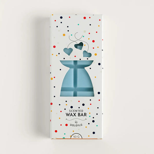 กล่องแว็กซ์หอมแท่ง Cloud Nine บาย Dalayla ขนาด 50 กรัม บรรจุภัณฑ์ลายจุดสีสันสดใส